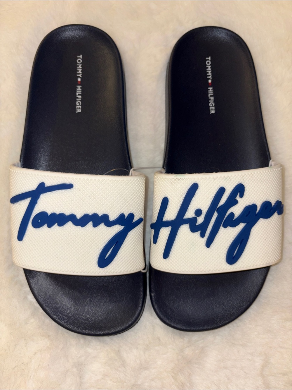 TOMMY HILFIGER SLIDES size:7